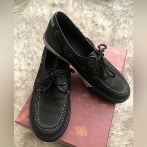 Boys Nautica boat shoes